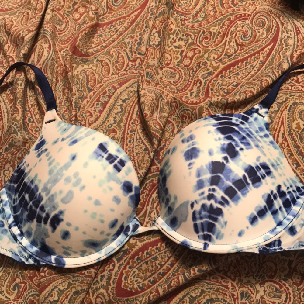 Never worn tie dye VS push up bra!